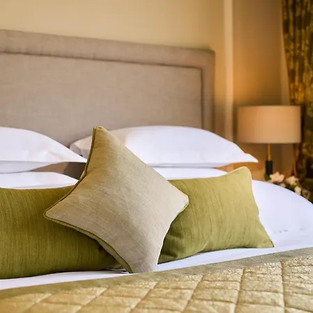 فندق Castlemartyr Resort Hotel كاستلمارتير