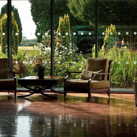 Castlemartyr Resort Hotel فندق كاستلمارتير