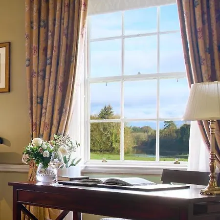 فندق Castlemartyr Resort Hotel كاستلمارتير