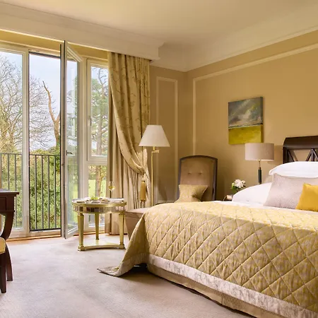 Castlemartyr Resort Hotel فندق