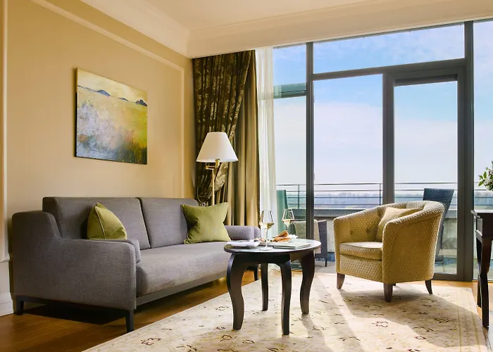 Отель Castlemartyr Resort Hotel 5*